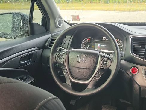 Used 2023 Honda Ridgeline Sport image 25