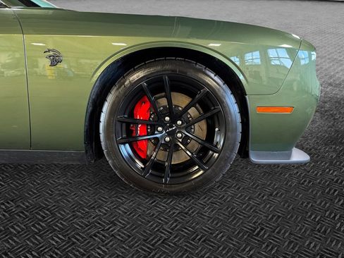 Used 2023 Dodge Challenger SRT Hellcat RWD image 11