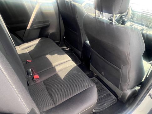 Used 2013 Toyota RAV4 XLE AWD/4WD image 17
