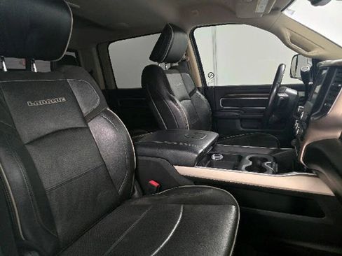 Used 2022 RAM 2500 Laramie AWD/4WD image 18