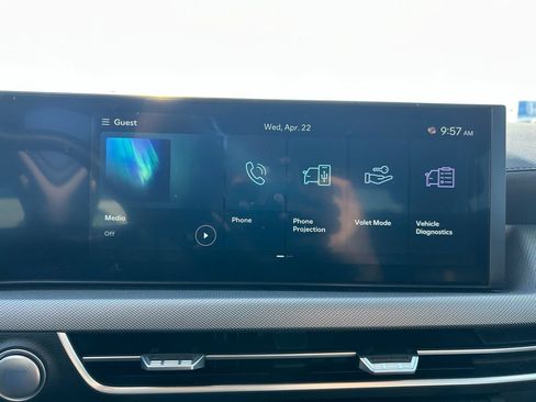 Used 2025 Hyundai Sonata SEL FWD image 18