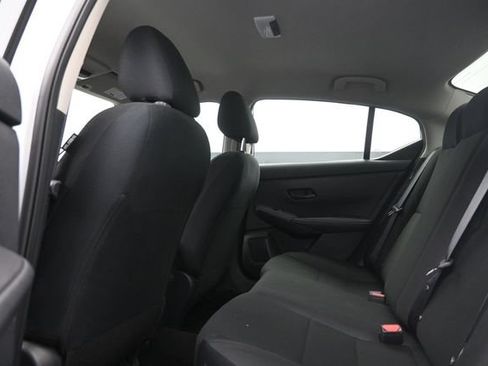 Used 2025 Nissan Sentra S FWD image 11