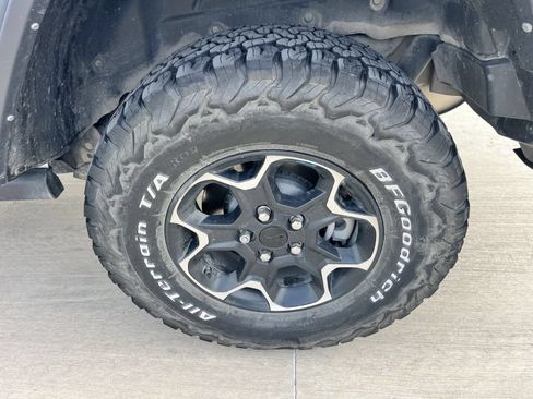 Used 2023 Jeep Wrangler Unlimited Rubicon 4xe w/ Steel Bumper Group AWD/4WD image 27