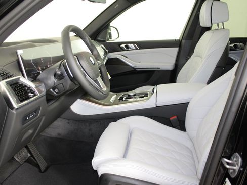 New 2026 BMW X5 xDrive40i image 25