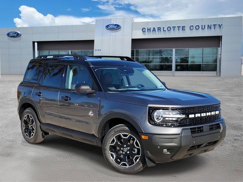 New 2026 Ford Bronco Sport Outer Banks w/ Outer Banks Tech Package+ AWD/4WD image 1