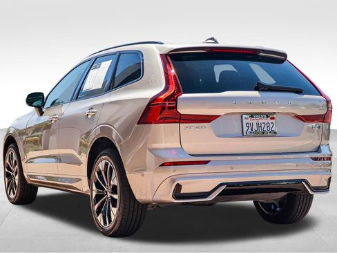 Certified 2026 Volvo XC60 B5 Plus w/ Climate Package AWD/4WD image 5
