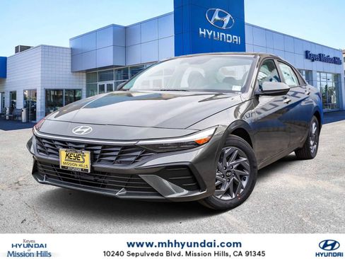 New 2026 Hyundai Elantra Blue image 1