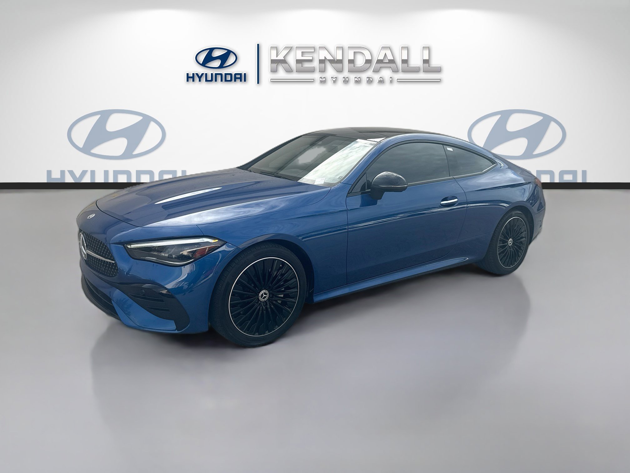 Used 2024 Mercedes-Benz CLE 300 4MATIC Coupe image 3