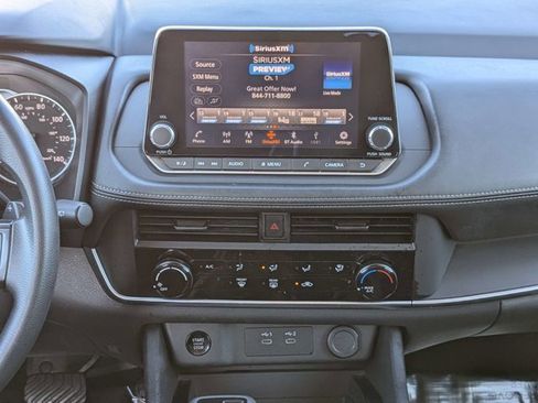 Certified 2024 Nissan Rogue S image 19