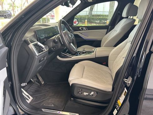 Used 2023 BMW X7 xDrive40i w/ Executive Package AWD/4WD image 6