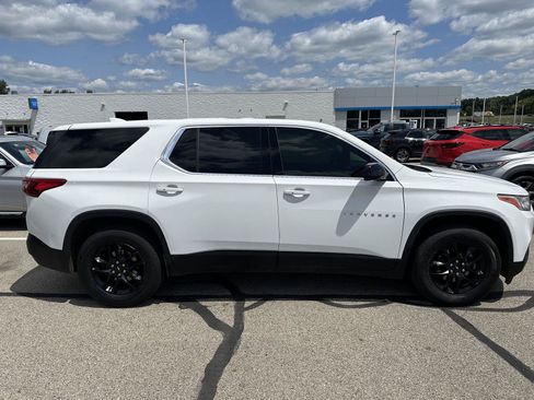 Used 2019 Chevrolet Traverse LS FWD image 6