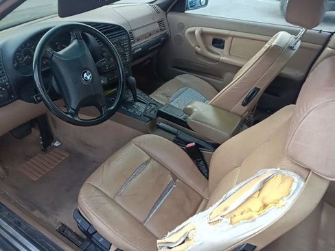 Used 1999 BMW 323i Convertible image 11