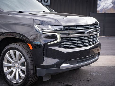 Used 2022 Chevrolet Tahoe Premier image 3