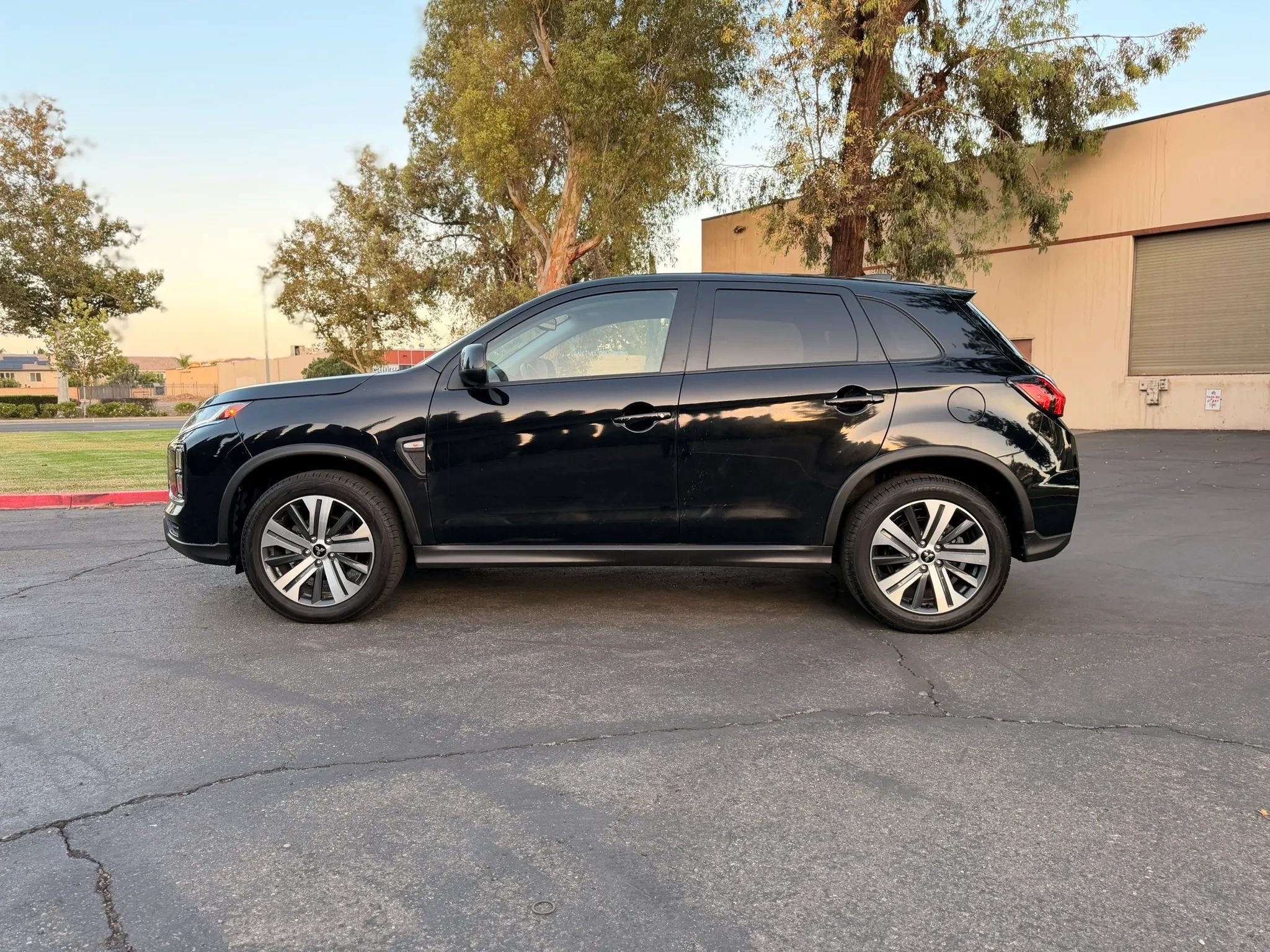 Used 2024 Mitsubishi Outlander Sport AWD image 8