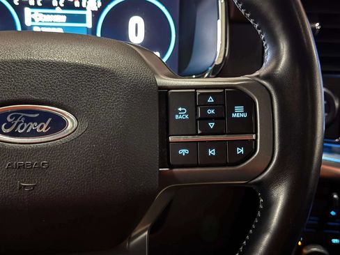 Used 2021 Ford F150 Lariat w/ Equipment Group 502A High AWD/4WD image 16