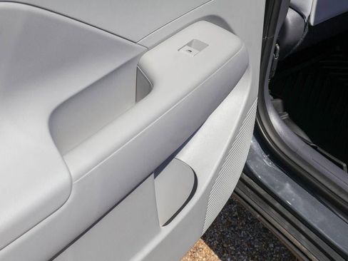 New 2026 Hyundai Kona SE image 21