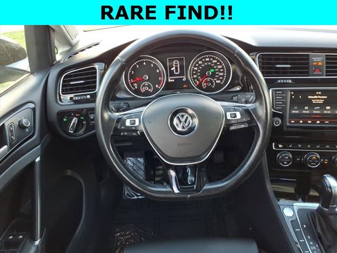 Used 2016 Volkswagen Golf SEL image 16
