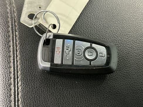 Used 2022 Ford F150 XLT w/ Equipment Group 302A High image 32