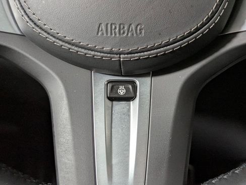 Certified 2023 BMW X6 xDrive40i w/ M Sport Package image 28