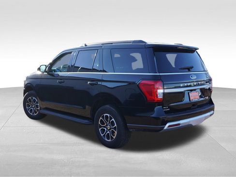 Certified 2024 Ford Expedition XLT image 7