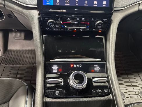 New 2024 Jeep Grand Cherokee Trailhawk w/ Advanced Protech Group II image 21