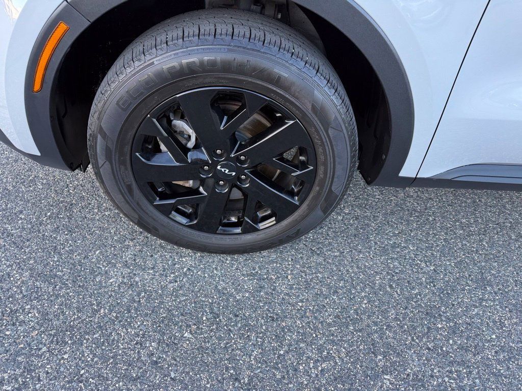 Used 2022 Kia Sorento S AWD/4WD image 9