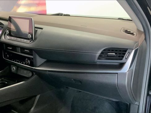 Used 2023 Nissan Rogue SV AWD/4WD image 19