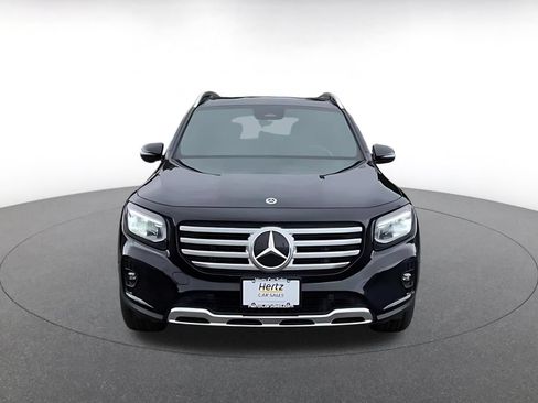 Used 2025 Mercedes-Benz GLB 250 image 4