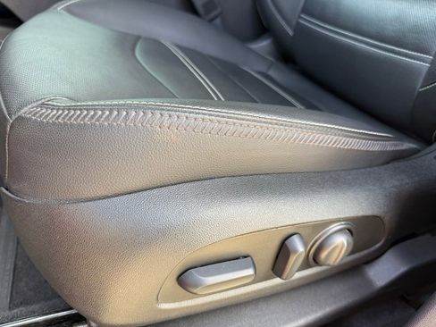 Used 2024 GMC Terrain Denali w/ Denali Premium Package image 23