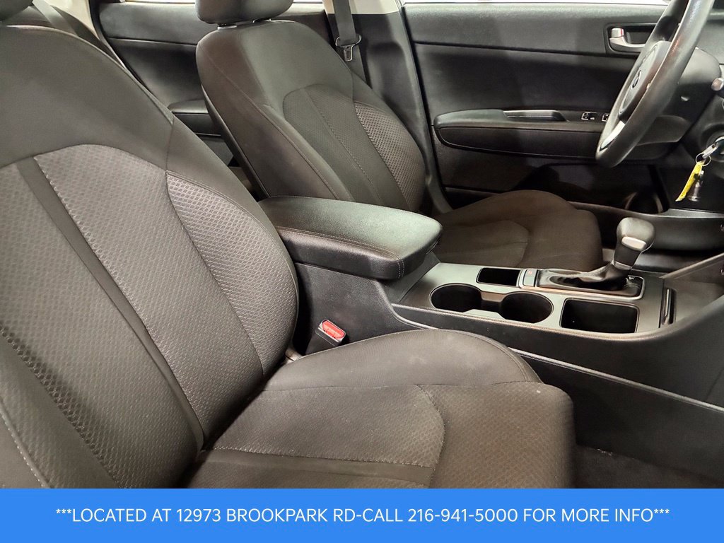 Used 2018 Kia Optima LX w/ 17" Alloy Wheels Package FWD image 22
