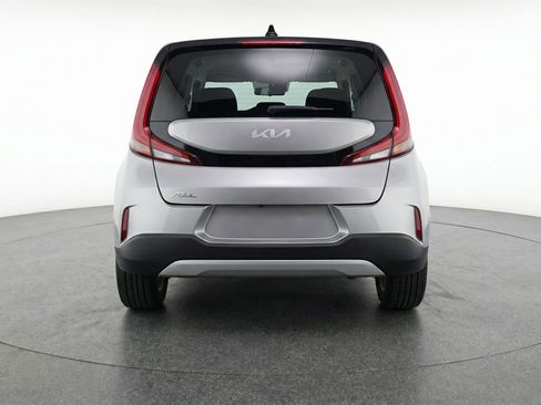 Used 2025 Kia Soul LX w/ LX Technology Package image 7