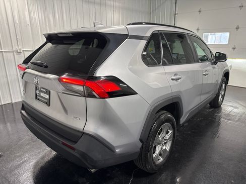 Used 2024 Toyota RAV4 XLE AWD/4WD image 4
