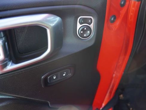 Certified 2025 Jeep Wrangler Unlimited Rubicon 4xe w/ Safety Group image 20