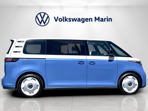 New 2025 Volkswagen ID. Buzz 1st Edition image 6