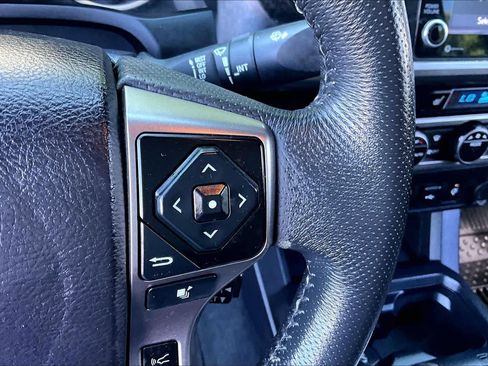 Used 2021 Toyota Tacoma Limited AWD/4WD image 24