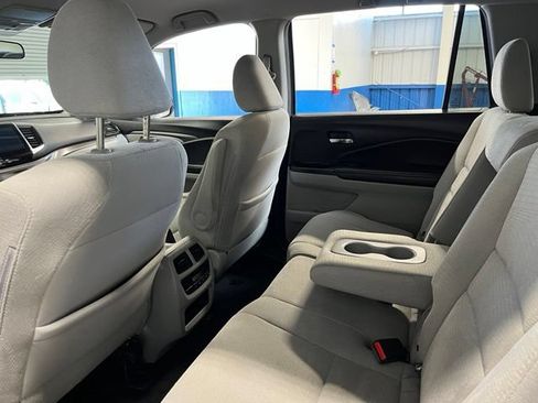 Used 2017 Honda Pilot EX image 17