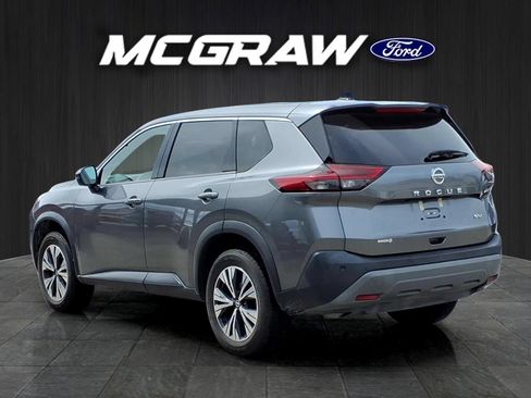 Used 2021 Nissan Rogue SV FWD image 9