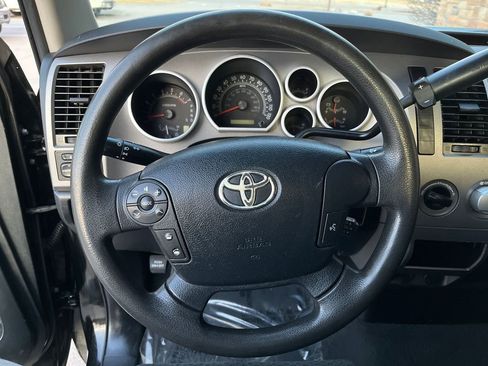 Used 2011 Toyota Tundra 4x4 Double Cab w/ Tow Pkg image 12