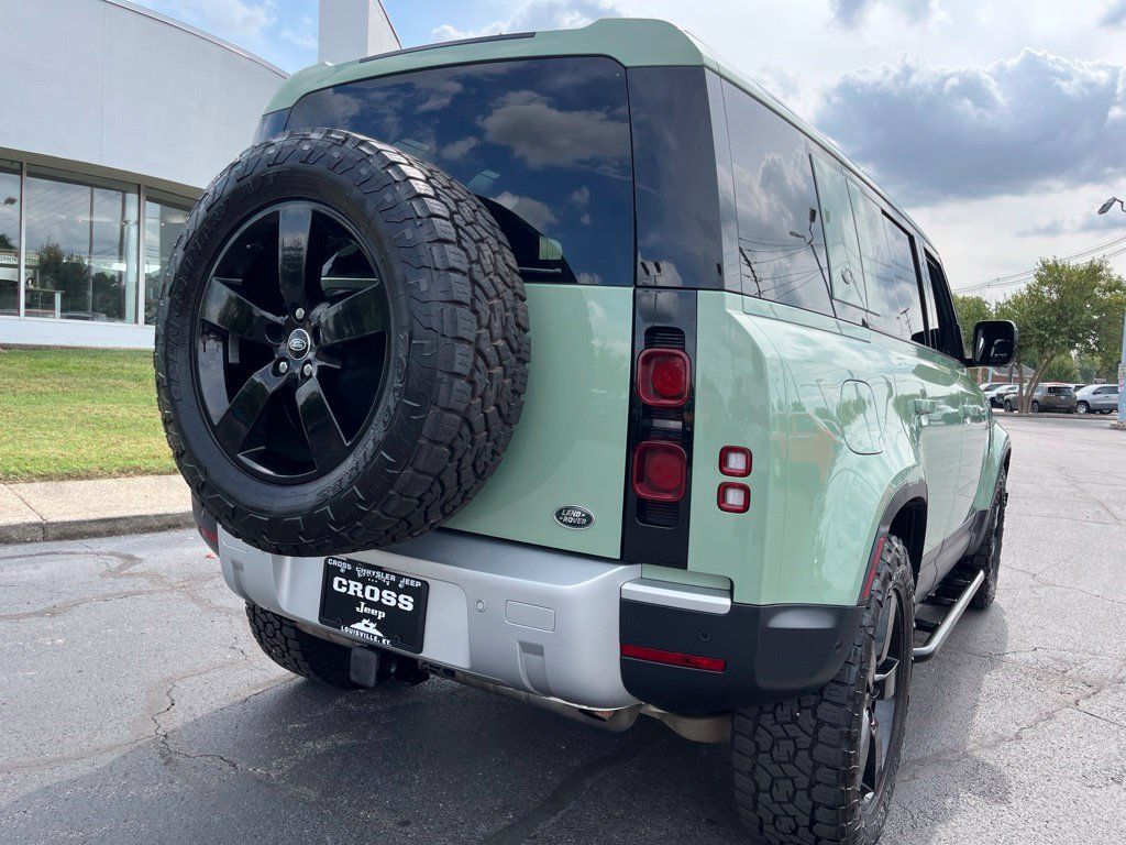 Used 2023 Land Rover Defender 110 75th Limited Edition AWD/4WD image 53