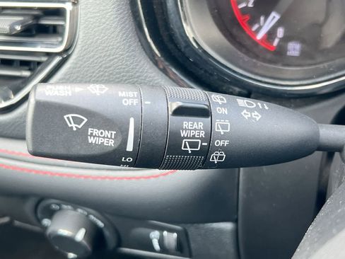 Used 2024 Dodge Durango GT AWD/4WD image 25