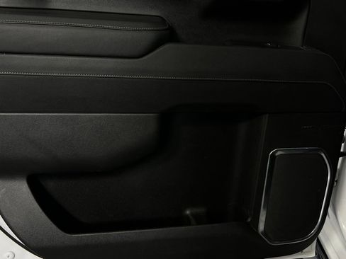 Used 2023 Chevrolet Silverado 1500 LTZ image 30