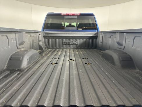 Used 2022 Chevrolet Silverado 3500 High Country w/ Snow Plow Prep/Camper Package image 30