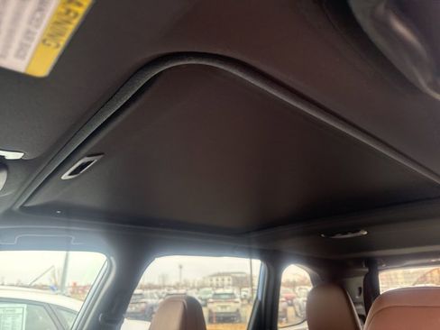 Used 2025 Subaru Forester Touring w/ Popular Package - Touring image 15