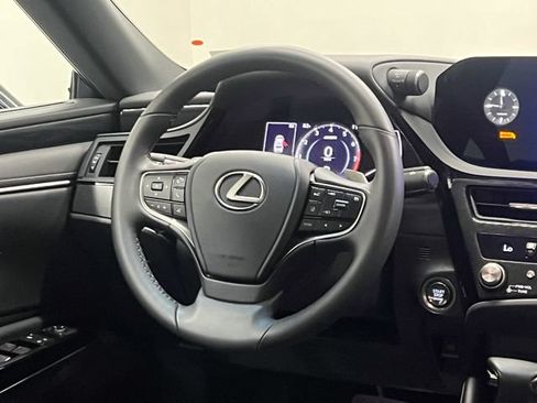 Certified 2024 Lexus ES 350 w/ Accessory Package (Z1) FWD image 15