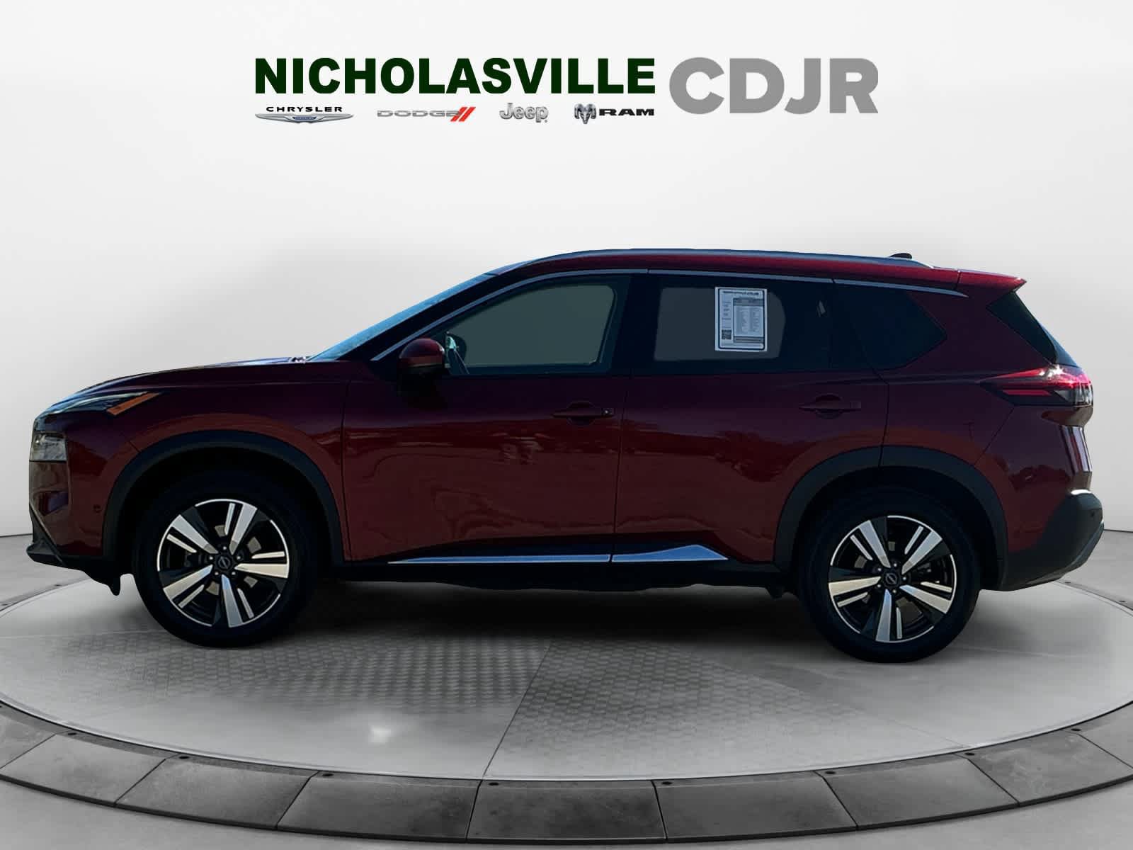 Used 2023 Nissan Rogue SL w/ SL Premium Package AWD/4WD image 2