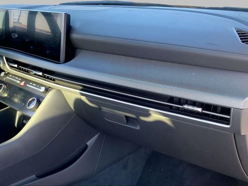 Used 2025 Hyundai Sonata SEL FWD image 18