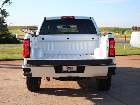 Used 2018 Chevrolet Silverado 1500 LT w/ Texas Edition AWD/4WD image 11