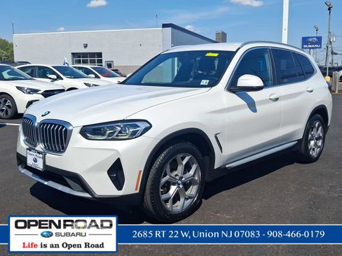 Used 2022 BMW X3 xDrive30i AWD/4WD image 2