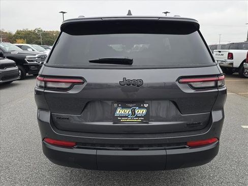 New 2025 Jeep Grand Cherokee L Limited image 14