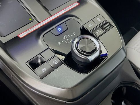 New 2026 Subaru Solterra Premium image 13